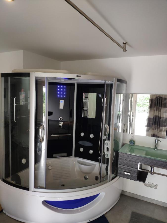 Loft Zen Spa Balneo Parking Gratuit Sauna Hammam Billard Agen Kültér fotó